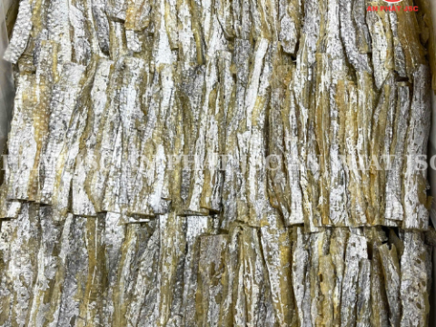 DRIED SEASONED HAIRTAIL FISH 