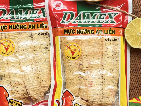 Dried Seasoned Squid