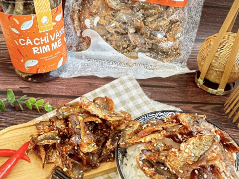 Yellow stripe trevally mix sesame 